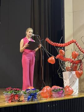 Voditeljica Katarina Penko